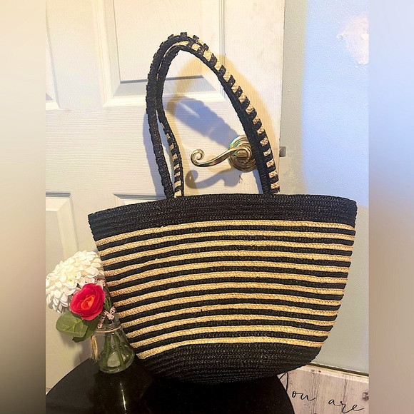 Handbags - Black & Tan Straw Tote Bag